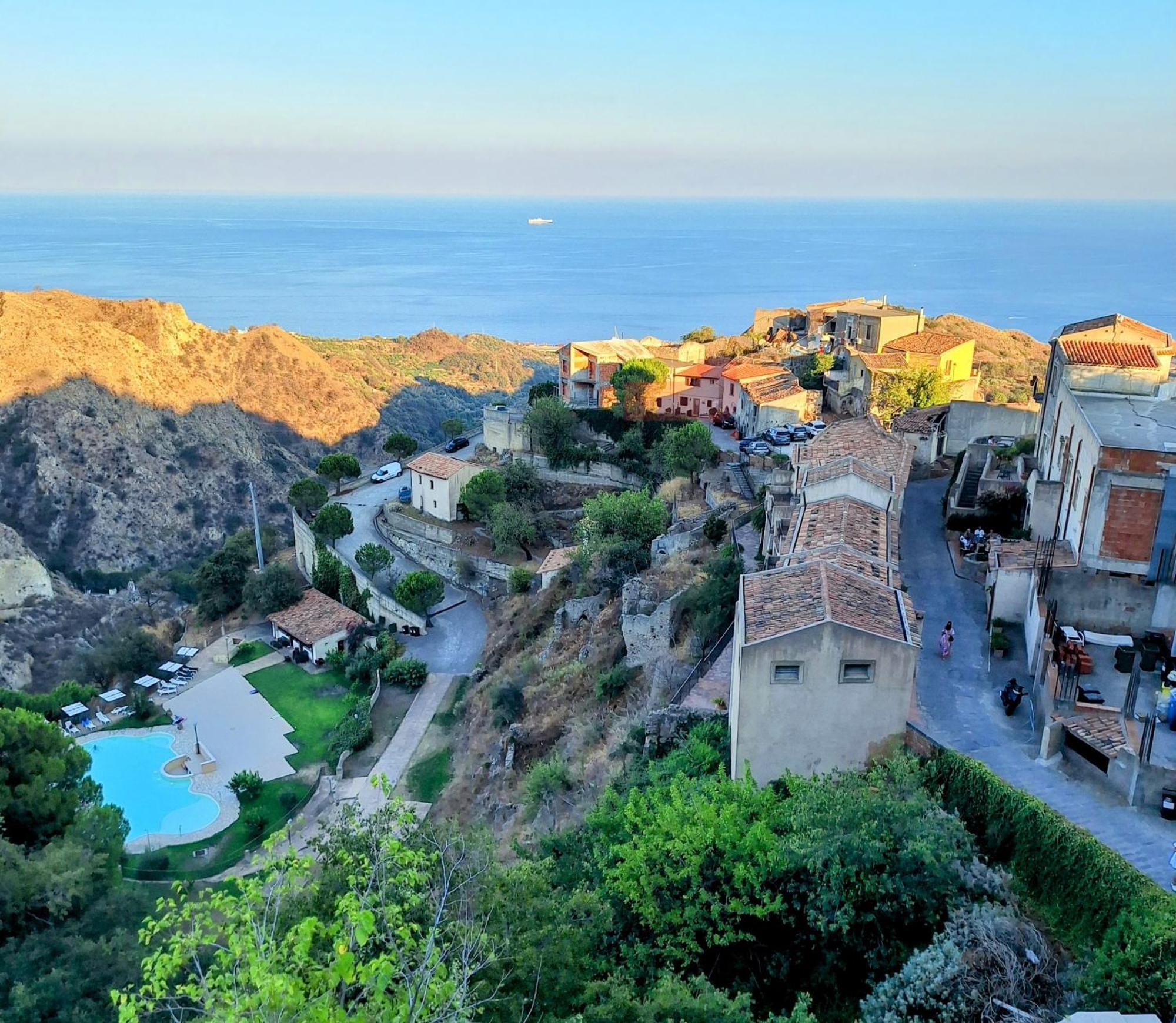 A Casa Da Nonna Brasa Holiday Home Savoca Exteriér fotografie